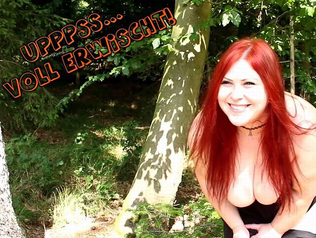 MinaDemonic Porno Video: UPS...voll erwischt bei der Outdoor Bespaßung ^^'